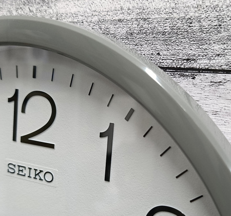 Zegar ścienny SEIKO QXA847N 31 cm szary cichy mechanizm