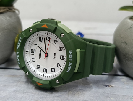 Zegarek Xonix CAU-004A młodzieżowy wskazówkowy zielony 46 mm